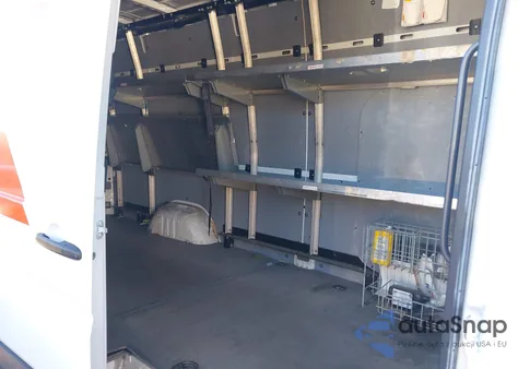 2015 Mercedes-Benz Sprinter 2500 High Roof из США, поврежденный, VIN WD3PE8DBXFP133420